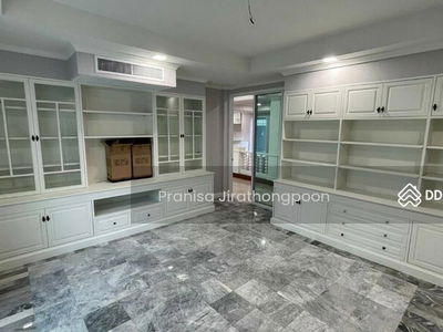 Ladawan Srinakarin, Samut Prakan, Thailand Ladawan Srinakarin, Samut Prakan, Thailand