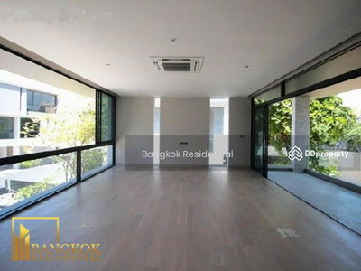 Quarter Thonglor, Bangkok, Thailand Quarter Thonglor, Bangkok, Thailand