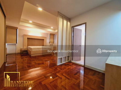 Mitr Mansion, Bangkok, Thailand Mitr Mansion, Bangkok, Thailand