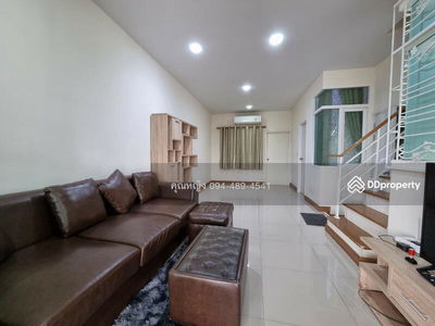 Golden Town Kaset Lat Pla Kow, Bangkok, Thailand Golden Town Kaset Lat Pla Kow, Bangkok, Thailand