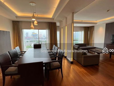 Royal Residence Park, Bangkok, Thailand Royal Residence Park, Bangkok, Thailand