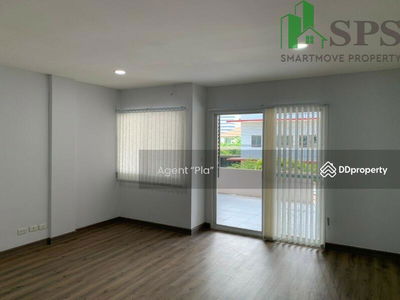 Townhome for rent in Soi Phatthanakan. (SPSAM765), Bangkok, Thailand Townhome for rent in Soi Phatthanakan. (SPSAM765), Bangkok, Thailand