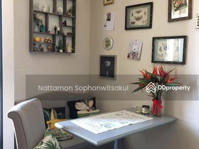 The Editor Vertical Village Sapankwai, Bangkok, Thailand The Editor Vertical Village Sapankwai, Bangkok, Thailand