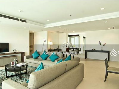 The River by Raimon Land, Bangkok, Thailand The River by Raimon Land, Bangkok, Thailand