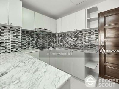 Le Chateau Condominium Rama 9, Bangkok, Thailand Le Chateau Condominium Rama 9, Bangkok, Thailand