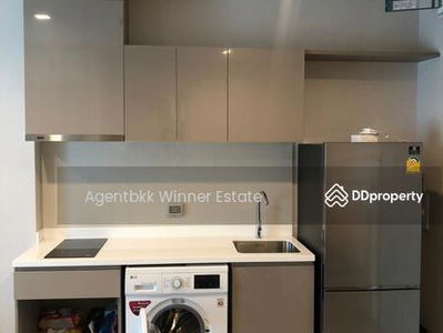 Life Sukhumvit 62, Bangkok, Thailand Life Sukhumvit 62, Bangkok, Thailand