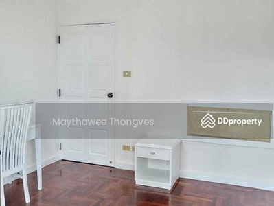 Richmond Palace, Bangkok, Thailand Richmond Palace, Bangkok, Thailand