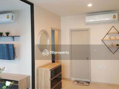 Life Sukhumvit 48, Bangkok, Thailand Life Sukhumvit 48, Bangkok, Thailand