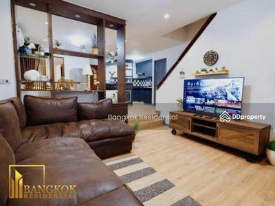 4 Bedroom Townhouse in Sukhumvit 38, Thonglor, Bangkok, Thailand 4 Bedroom Townhouse in Sukhumvit 38, Thonglor, Bangkok, Thailand