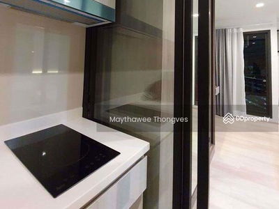 Life One Wireless, Bangkok, Thailand Life One Wireless, Bangkok, Thailand