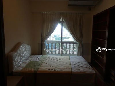 Royal Castle Sukhumvit, Bangkok, Thailand Royal Castle Sukhumvit, Bangkok, Thailand