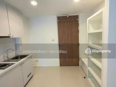 Whizdom@Punnawithi Station, Bangkok, Thailand Whizdom@Punnawithi Station, Bangkok, Thailand