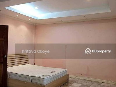 10310, Bangkok, Thailand 10310, Bangkok, Thailand