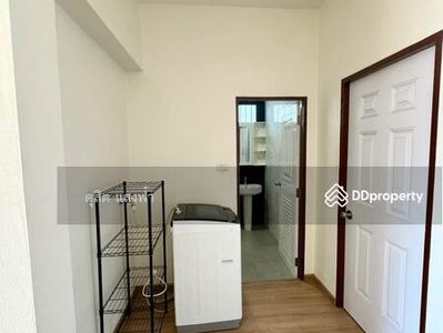 Single house for rent, lots of space Sriracha Tower Village, Nine Kilo, Sriracha, Chon Buri, Thailand Single house for rent, lots of space Sriracha Tower Village, Nine Kilo, Sriracha, Chon Buri, Thailand