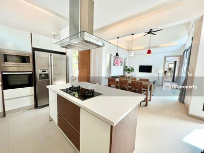 Gehäuse In Ban Ratsada, Thailand Gehäuse In Ban Ratsada, Thailand