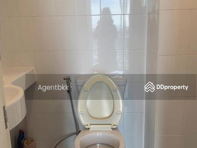 Lumpini Park Nawamin-Sriburapha, Bangkok, Thailand Lumpini Park Nawamin-Sriburapha, Bangkok, Thailand