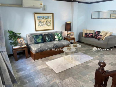 Baan Royal Nakarin Villa, Bangkok, Thailand Baan Royal Nakarin Villa, Bangkok, Thailand