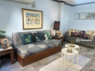 Baan Royal Nakarin Villa, Bangkok, Thailand Baan Royal Nakarin Villa, Bangkok, Thailand