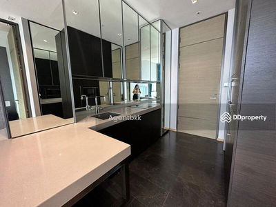 28 Chidlom, Bangkok, Thailand 28 Chidlom, Bangkok, Thailand