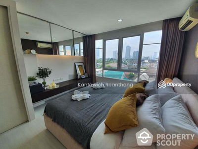 The Rich Sathorn-Taksin, Bangkok, Thailand The Rich Sathorn-Taksin, Bangkok, Thailand