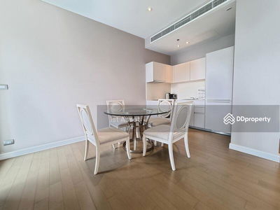 Magnolias Ratchadamri Boulevard, Bangkok, Thailand Magnolias Ratchadamri Boulevard, Bangkok, Thailand