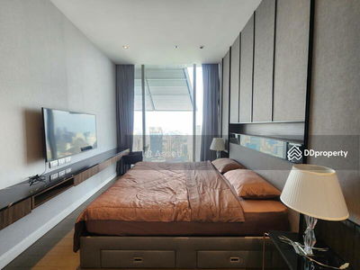 Magnolias Ratchadamri Boulevard, Bangkok, Thailand Magnolias Ratchadamri Boulevard, Bangkok, Thailand