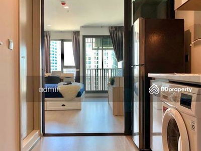 Life Ladprao Valley, Bangkok, Thailand Life Ladprao Valley, Bangkok, Thailand