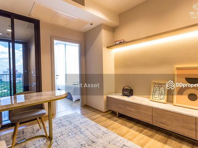 The Line Jatujak-Mochit, Bangkok, Thailand The Line Jatujak-Mochit, Bangkok, Thailand