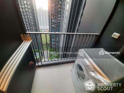 Life Asoke-Rama 9, Bangkok, Thailand Life Asoke-Rama 9, Bangkok, Thailand