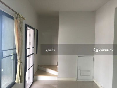 The Connect Onnut-Wongwann, Bangkok, Thailand The Connect Onnut-Wongwann, Bangkok, Thailand