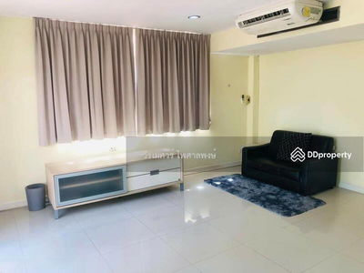 For rent, 4-story single house, Sukhumvit 31, near BTS Phrom Phong, Emporium, area 40 sq m, 4 bedrooms, 5 bathrooms, Bangkok, Thailand For rent, 4-story single house, Sukhumvit 31, near BTS Phrom Phong, Emporium, area 40 sq m, 4 bedrooms, 5 bathrooms, Bangkok, Thailand