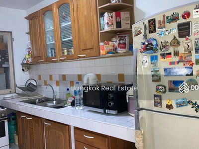 Mantana Prayasuren 26, Bangkok, Thailand Mantana Prayasuren 26, Bangkok, Thailand