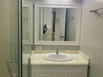 Iris Garden, Vietnam Iris Garden, Vietnam