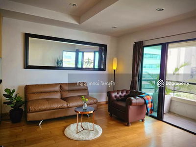 Sathorn Gardens, Bangkok, Thailand Sathorn Gardens, Bangkok, Thailand