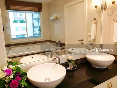 Piyathip Place, Bangkok, Thailand Piyathip Place, Bangkok, Thailand