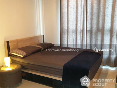 Life Sukhumvit 48, Bangkok, Thailand Life Sukhumvit 48, Bangkok, Thailand