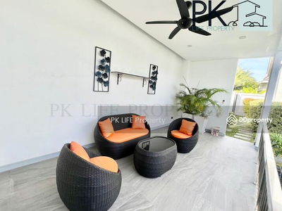 Gehäuse In Ban Chalong, Thailand Gehäuse In Ban Chalong, Thailand