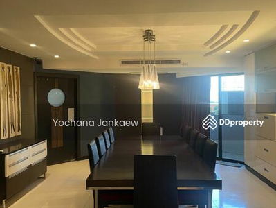 Mahogany Tower, Bangkok, Thailand Mahogany Tower, Bangkok, Thailand