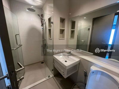 Life Asoke-Rama 9, Bangkok, Thailand Life Asoke-Rama 9, Bangkok, Thailand