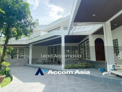 Home Office, Garden, Huge Terrace | 4 Bedrooms House for Rent in Sukhumvit, Bangkok near BTS Phra kh, Bangkok, Thailand Home Office, Garden, Huge Terrace | 4 Bedrooms House for Rent in Sukhumvit, Bangkok near BTS Phra kh, Bangkok, Thailand