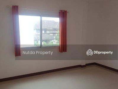 Rangsiya Ramintra 74, Bangkok, Thailand Rangsiya Ramintra 74, Bangkok, Thailand