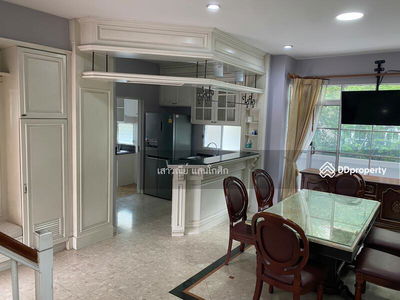 Nantawan Suanroung R.9, Bangkok, Thailand Nantawan Suanroung R.9, Bangkok, Thailand