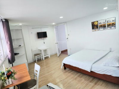 Bach Dang Street, Vietnam Bach Dang Street, Vietnam