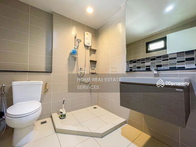 Burasiri Wongwaen-On Nut, Samut Prakan, Thailand Burasiri Wongwaen-On Nut, Samut Prakan, Thailand