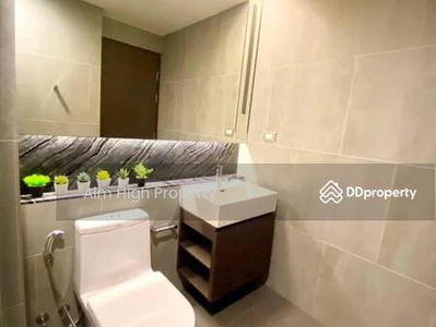 The Lumpini 24, Bangkok, Thailand The Lumpini 24, Bangkok, Thailand