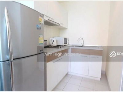 Life @ Sukhumvit 65, Bangkok, Thailand Life @ Sukhumvit 65, Bangkok, Thailand