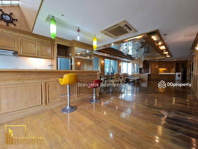 Crystal Garden, Bangkok, Thailand Crystal Garden, Bangkok, Thailand