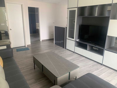 Hong Kong Tower, Vietnam  Hong Kong Tower, Vietnam