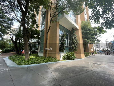 Villa Sathorn, Bangkok, Thailand Villa Sathorn, Bangkok, Thailand