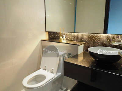 Sathorn Gardens, Bangkok, Thailand Sathorn Gardens, Bangkok, Thailand